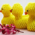 Free Crochet Pattern - Cream Egg Easter Chick