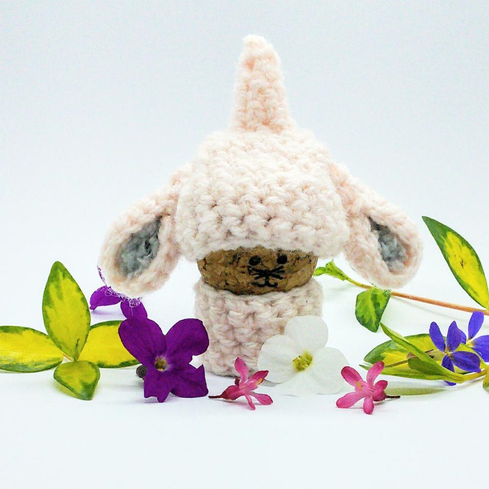 Bunny gnome - free crochet gnome pattern