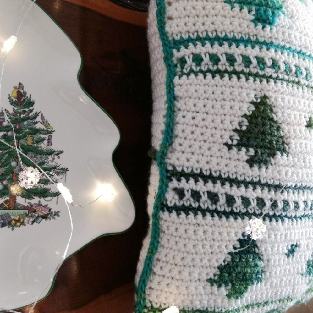 Nordic Trees Cushion Cover - Crochet Pattern - Crochet Cloudberry
