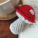 Toadstool Christmas Bauble - Free Crochet Pattern - Crochet Cloudberry