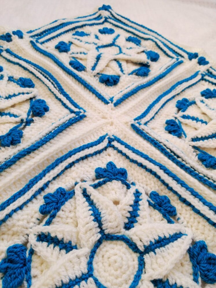 Saphire Star Granny Square Pattern - Winter Jewel Lapghan Free Crochet Along - Free Crochet Pattern - Crochet Cloudberry
