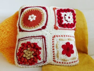 Fall in New England Cushion - free Crochet Pattern - Crochet Cloudberry