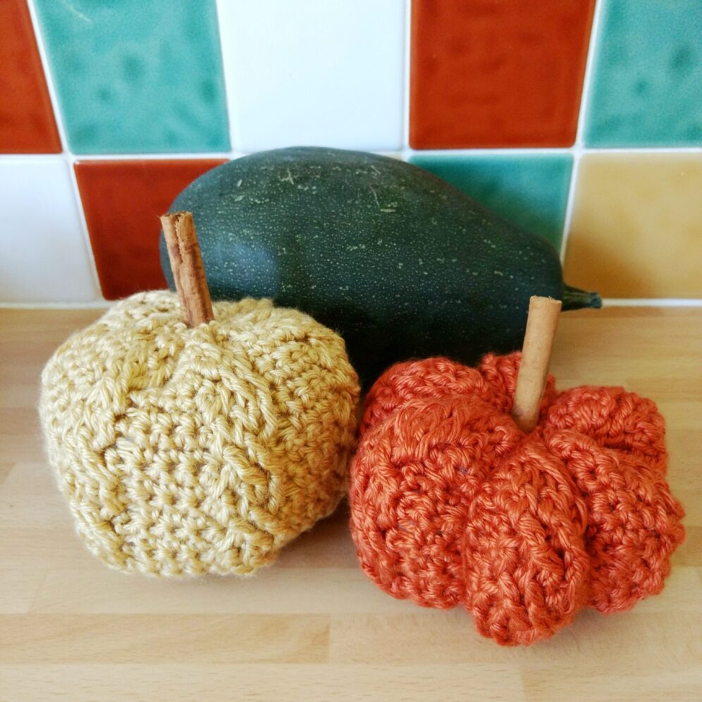 Free crochet pumpkin pattern - crochet cloudberry