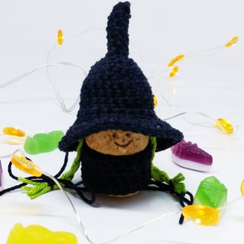 Crochet halloween gnome - Free crochet pattern