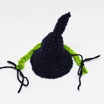 Crochet witch gnome - Free crochet pattern